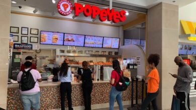 Does popeyes take Apple pay